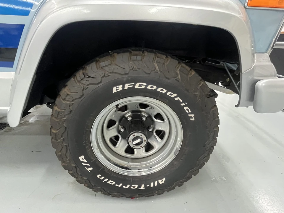 1980 Jeep SJ Gladiator - Image 29 of 31