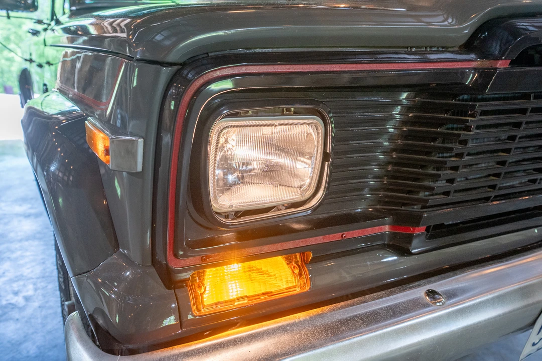 1980 Jeep SJ Gladiator - Image 18 of 31