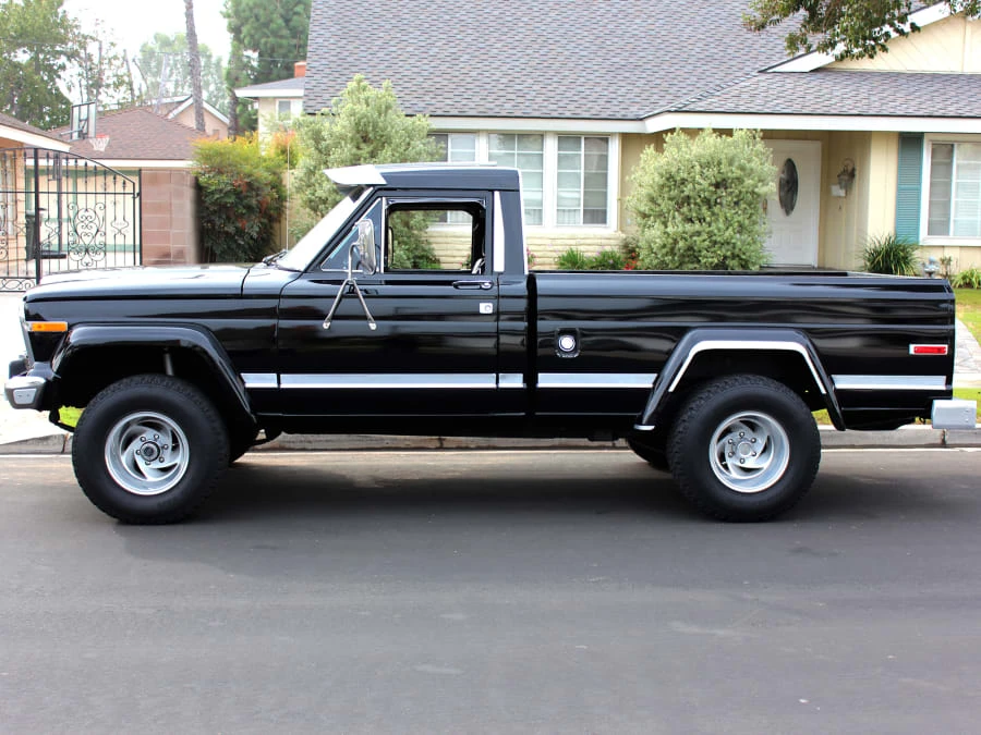 1980 Jeep SJ Gladiator - Image 2 of 8