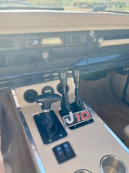 1980 Jeep SJ Gladiator - Image 15 of 21