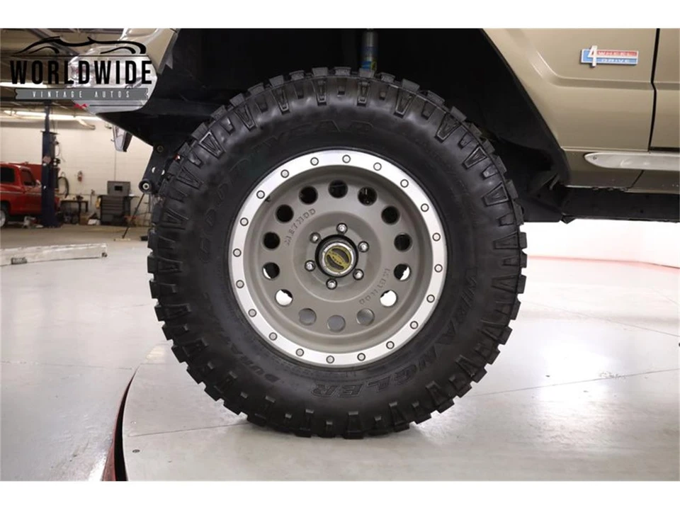 1980 Jeep SJ Wagoneer - Image 12 of 31