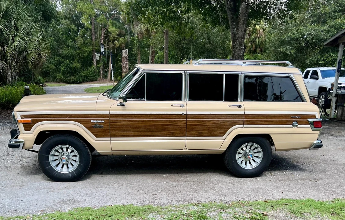 1980 Jeep SJ Wagoneer - Image 23 of 31