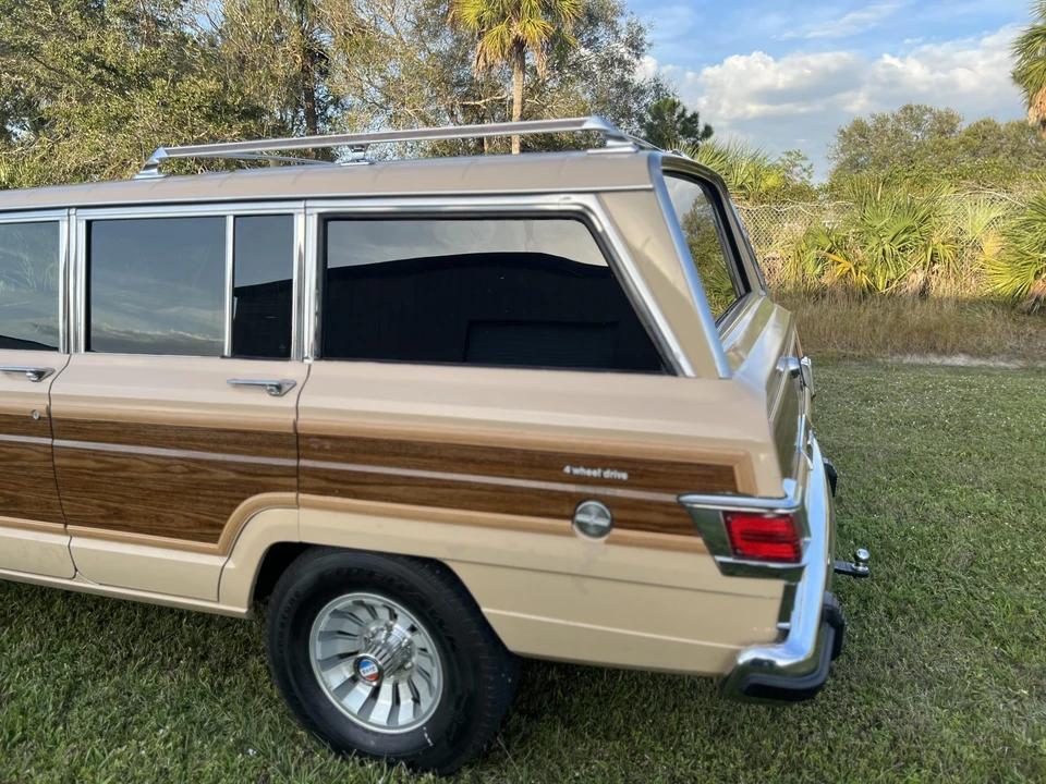 1980 Jeep SJ Wagoneer - Image 28 of 31