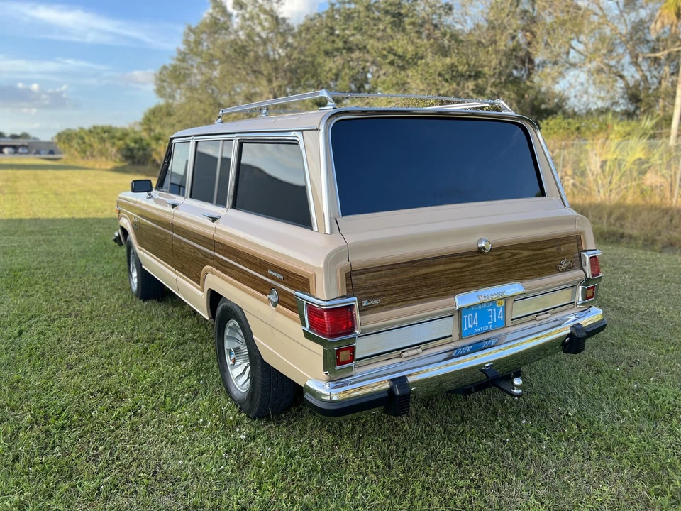 1980 Jeep SJ Wagoneer - Image 12 of 31