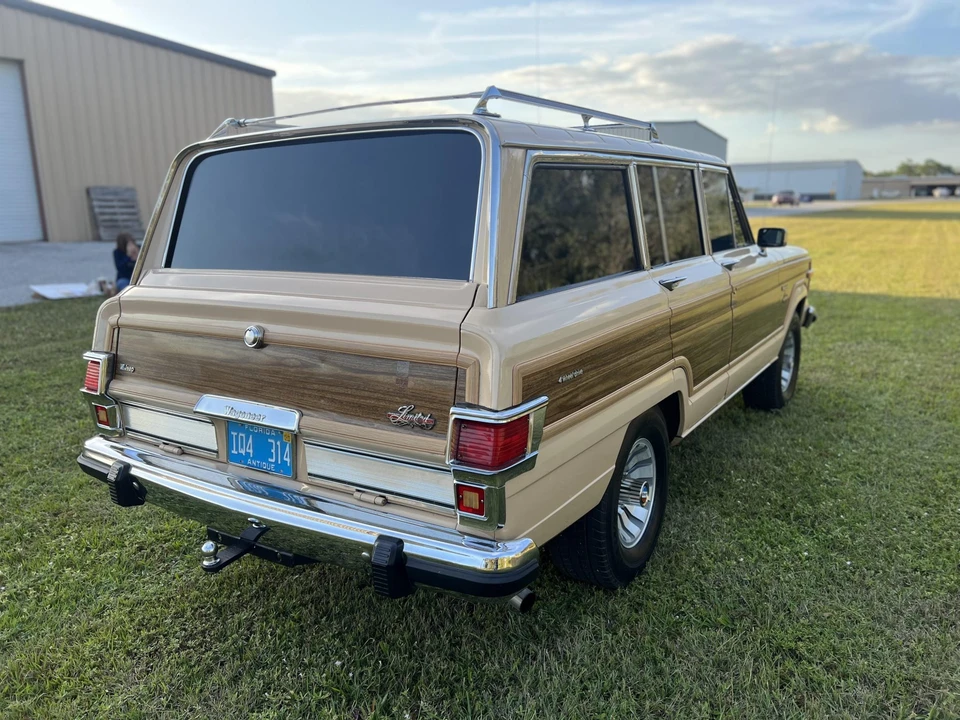 1980 Jeep SJ Wagoneer - Image 9 of 31