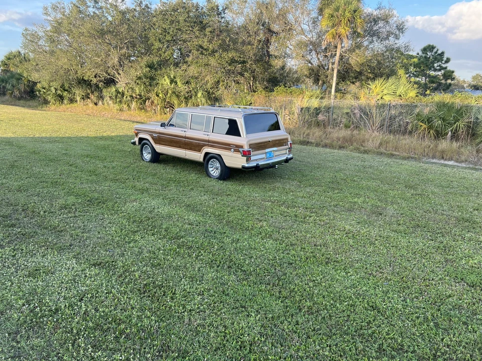 1980 Jeep SJ Wagoneer - Image 11 of 31
