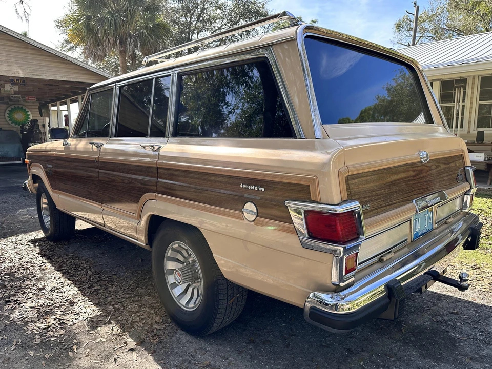 1980 Jeep SJ Wagoneer - Image 21 of 31