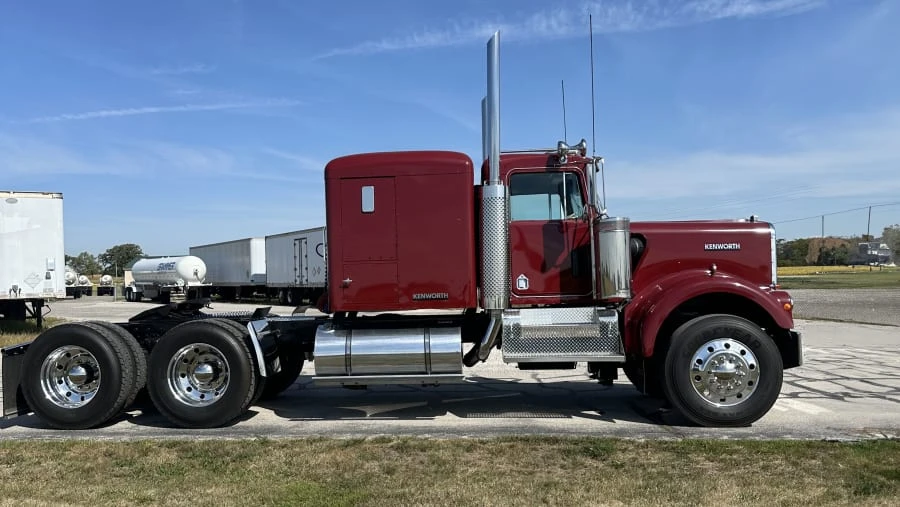 1980 Kenworth W900 - Image 6 of 20