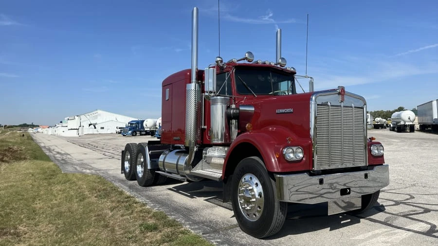 1980 Kenworth W900 - Image 5 of 20