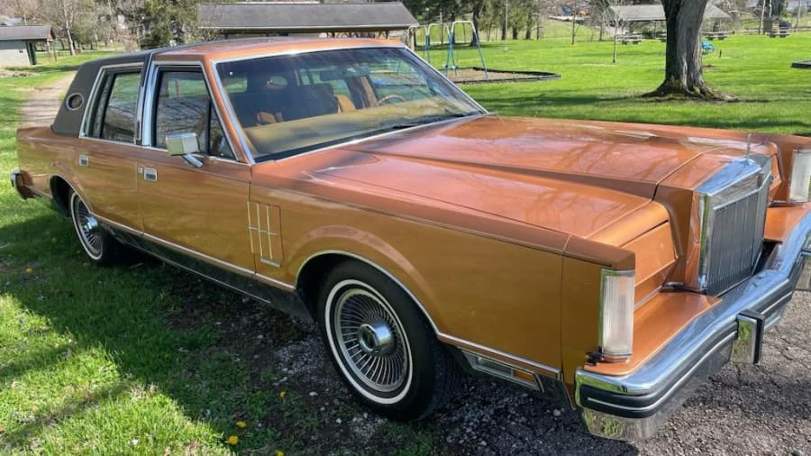 1980 Lincoln Continental Mark VI - Image 5 of 21