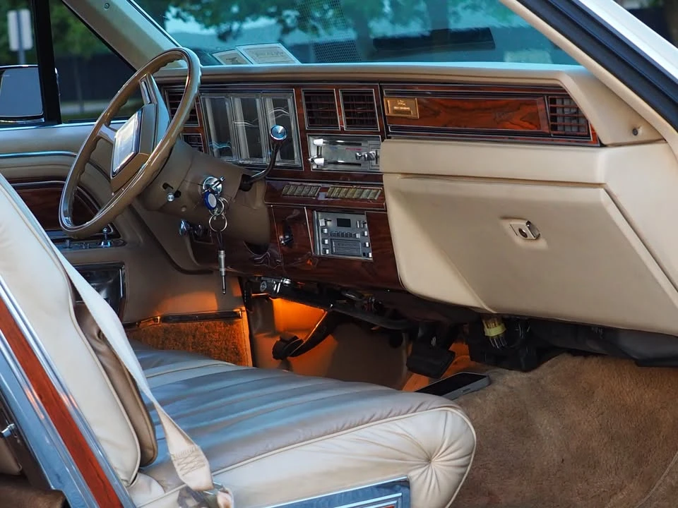 1980 Lincoln Continental Mark VI - Image 9 of 10