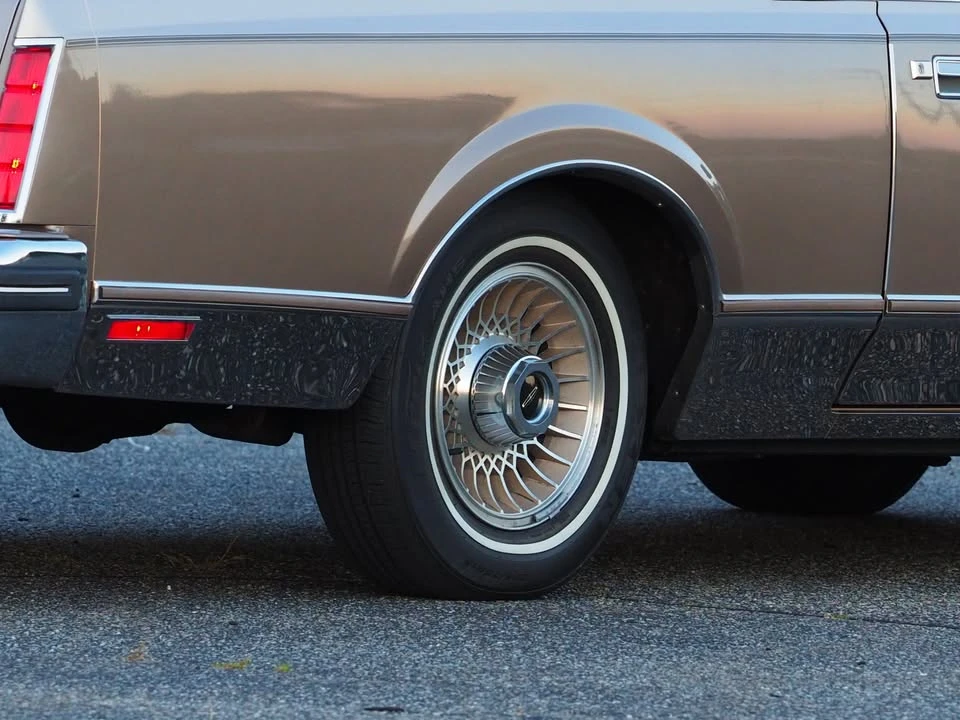 1980 Lincoln Continental Mark VI - Image 4 of 10
