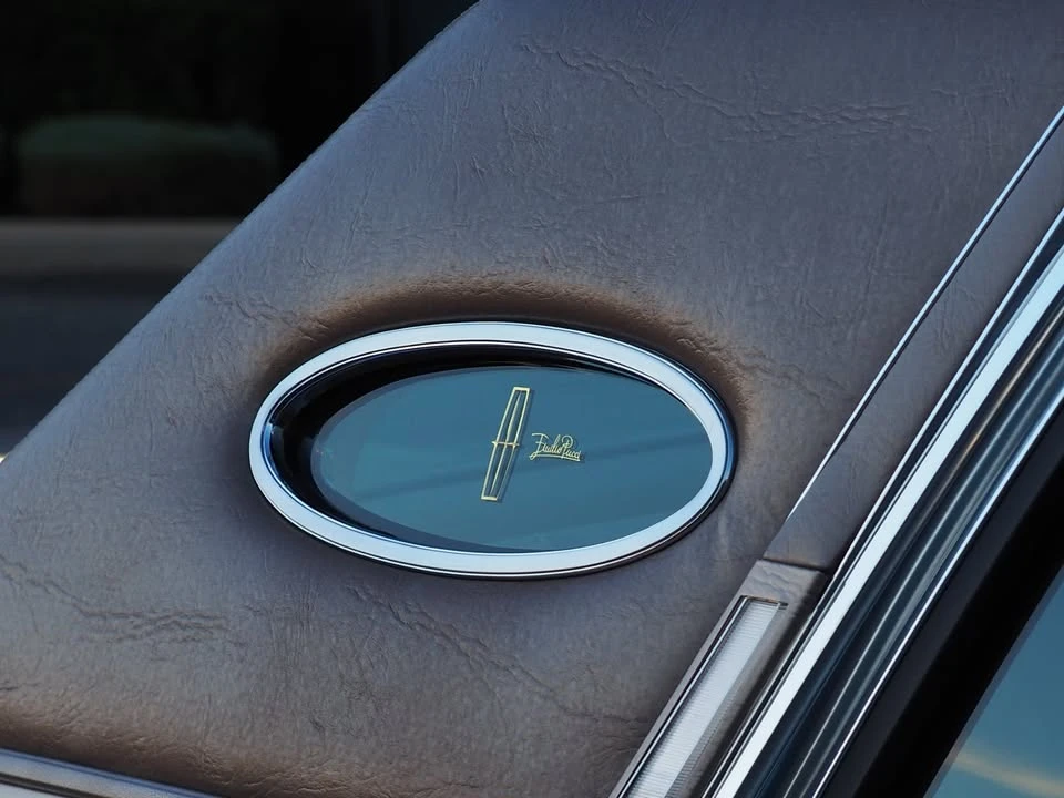 1980 Lincoln Continental Mark VI - Image 5 of 10
