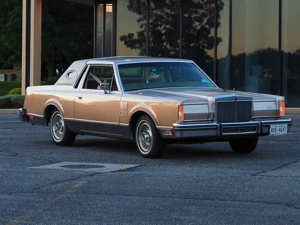 1980 Lincoln Continental Mark VI - Image 2 of 10