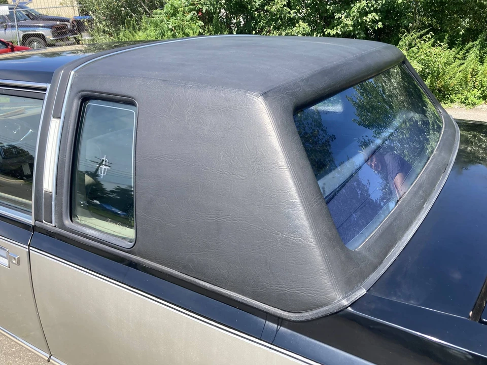 1980 Lincoln Continental 6th Gen - Image 12 of 31
