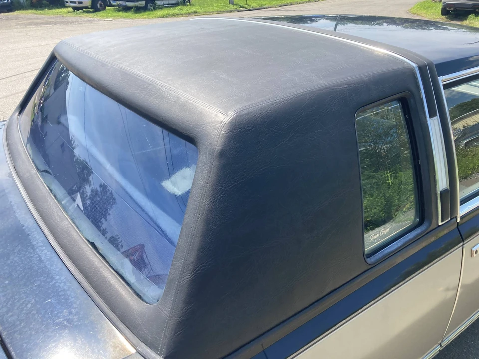 1980 Lincoln Continental 6th Gen - Image 19 of 31
