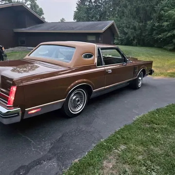 1980 Lincoln Continental Mark VII LSC Sedan 2D