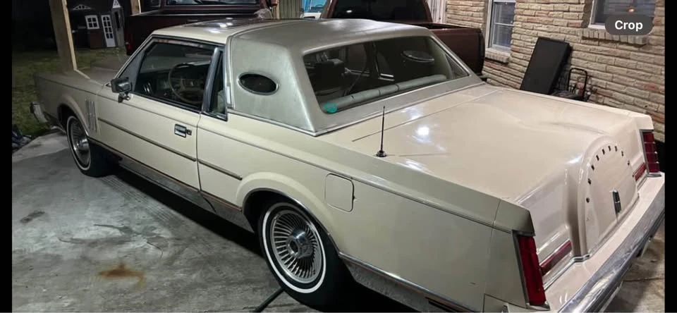 1980 Lincoln Continental Mark VII - Image 2 of 11