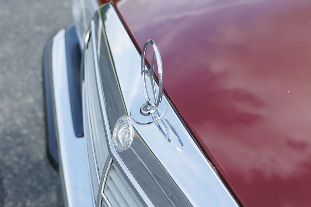 1980 Mercedes-Benz W123 Sedan - Image 21 of 31
