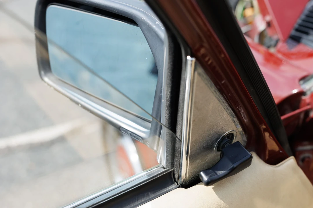 1980 Mercedes-Benz W123 Sedan - Image 28 of 31