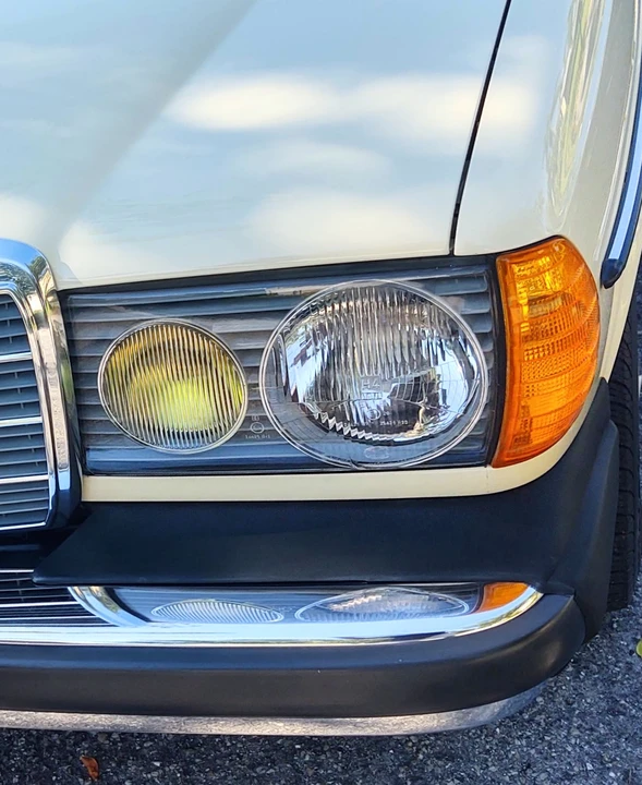 1980 Mercedes-Benz W123 Sedan - Image 26 of 31