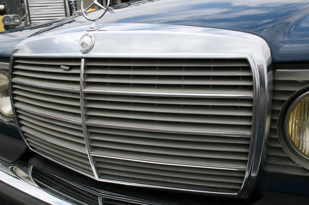 1980 Mercedes-Benz W123 Sedan - Image 30 of 31