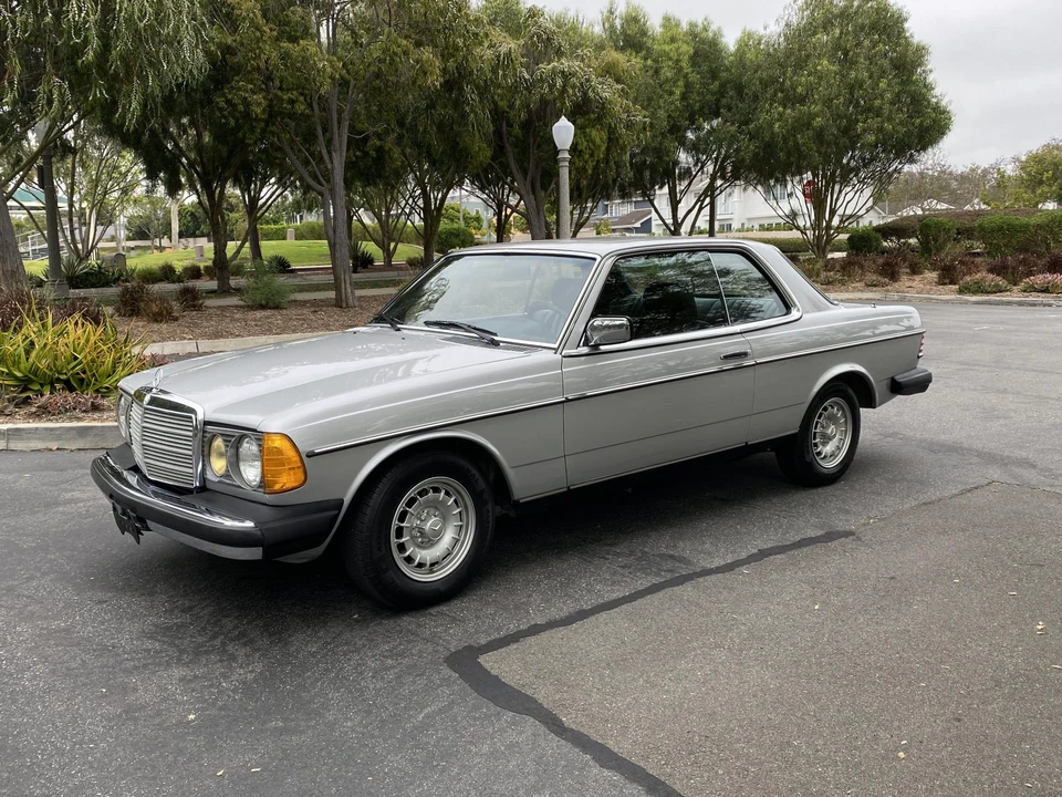 1980 Mercedes-Benz W123 Coupe (C123) - Image 3 of 31