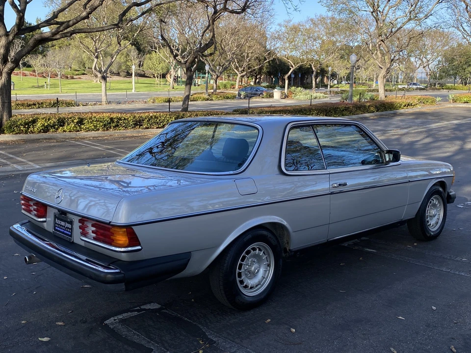 1980 Mercedes-Benz W123 Coupe (C123) - Image 27 of 31