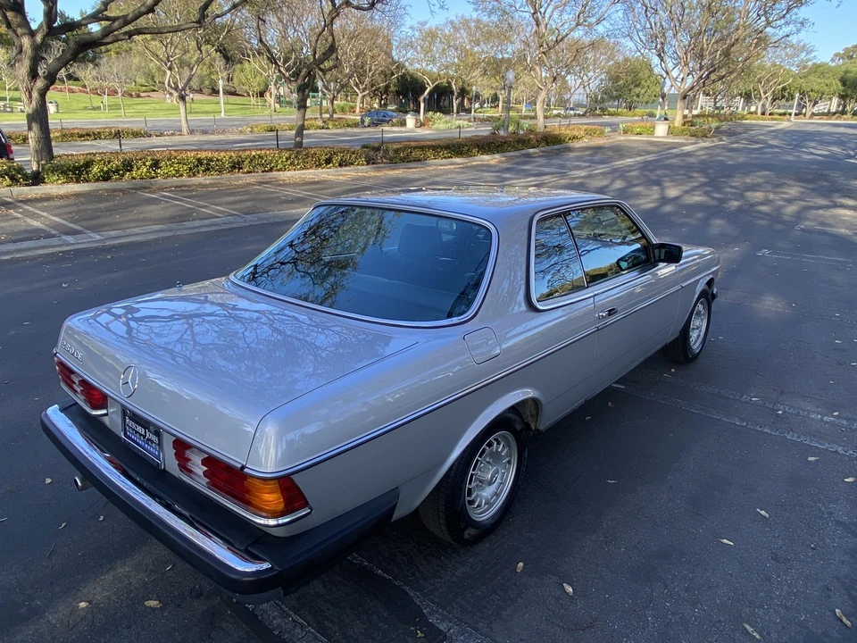 1980 Mercedes-Benz W123 Coupe (C123) - Image 26 of 31
