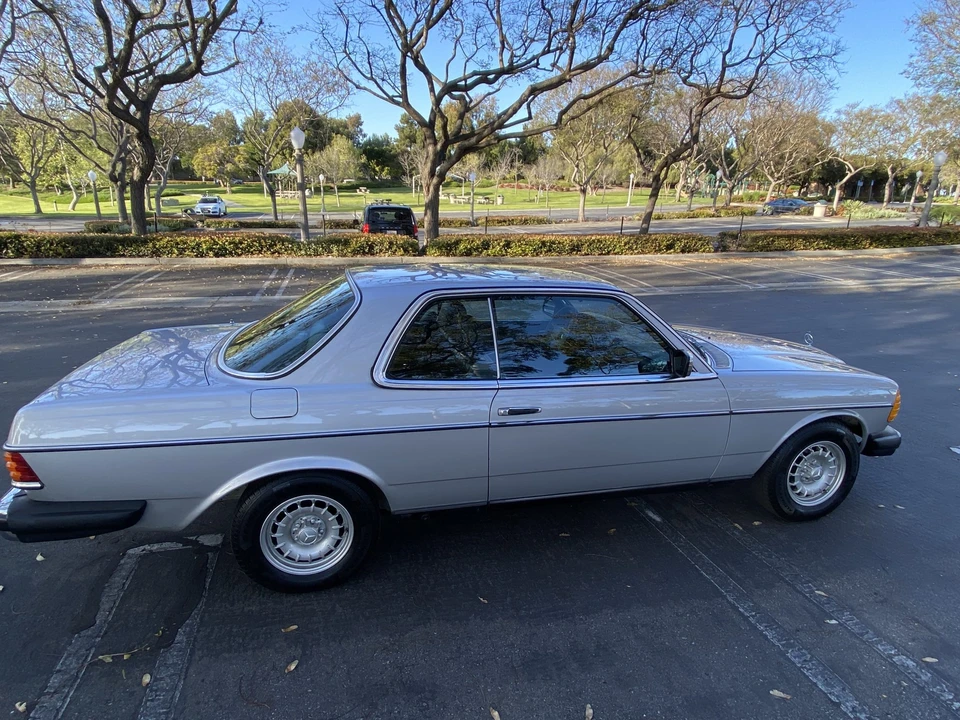 1980 Mercedes-Benz W123 Coupe (C123) - Image 29 of 31