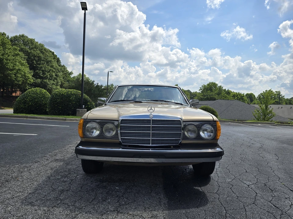 1980 Mercedes-Benz W123 Coupe (C123) - Image 3 of 31