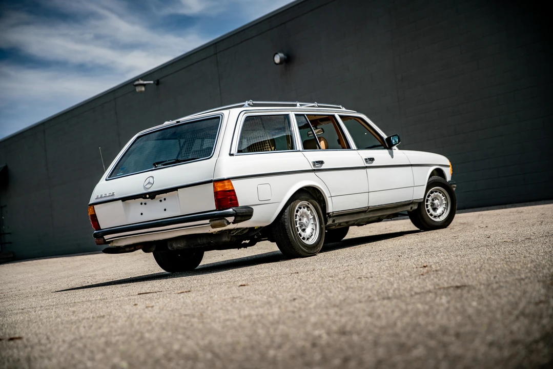 1980 Mercedes-Benz W123 Wagon (S123) - Image 24 of 31