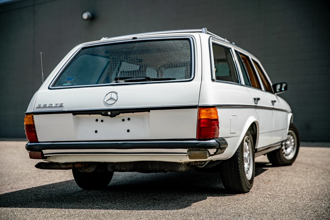 1980 Mercedes-Benz W123 Wagon (S123) - Image 26 of 31