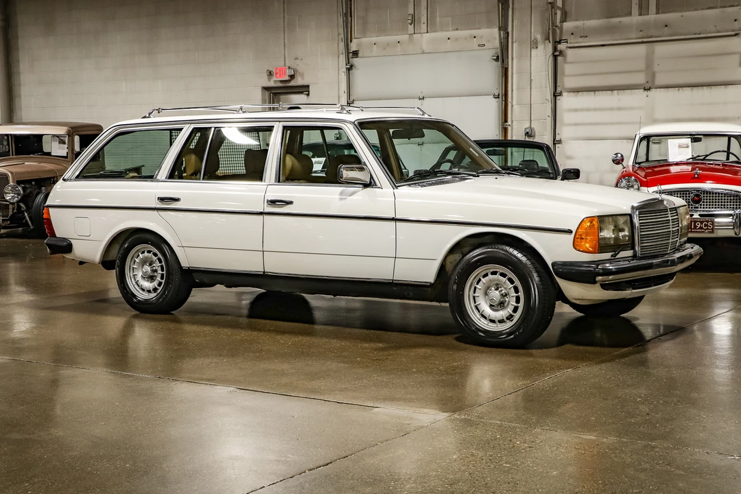 1980 Mercedes-Benz W123 Wagon (S123) - Image 11 of 31