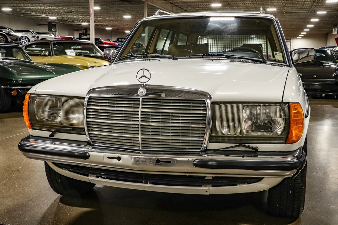 1980 Mercedes-Benz W123 Wagon (S123) - Image 5 of 31