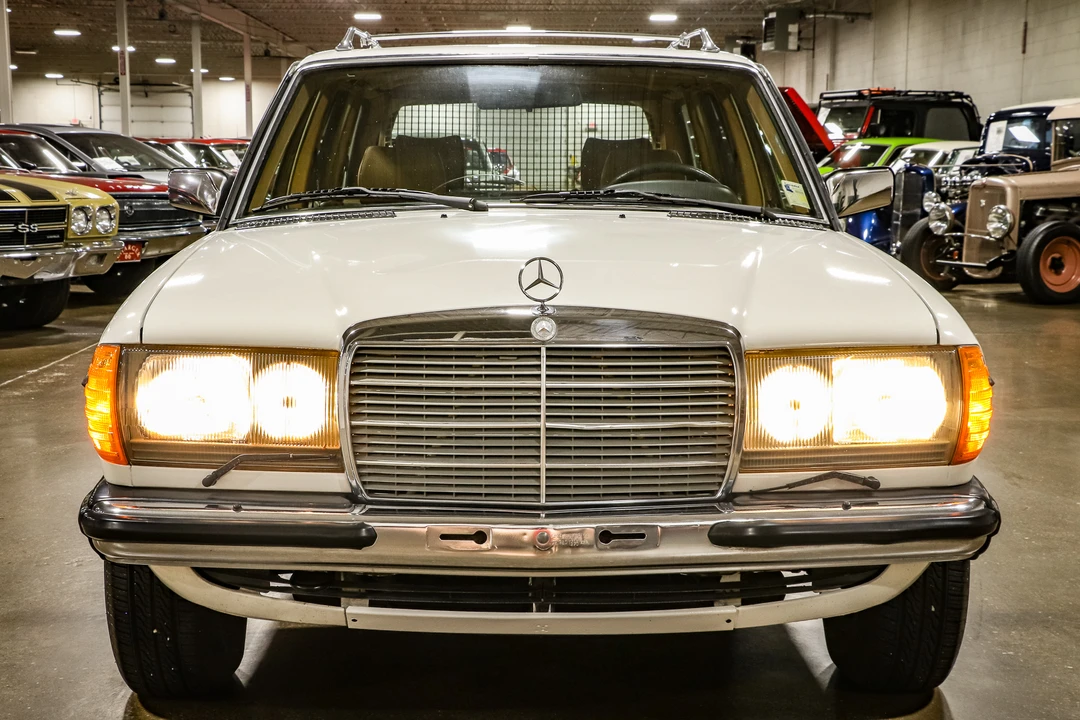 1980 Mercedes-Benz W123 Wagon (S123) - Image 7 of 31