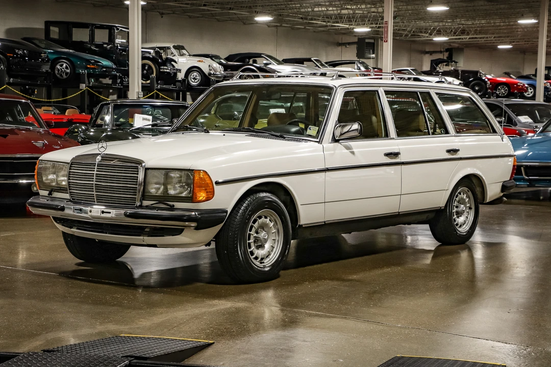 1980 Mercedes-Benz W123 Wagon (S123) - Image 4 of 31
