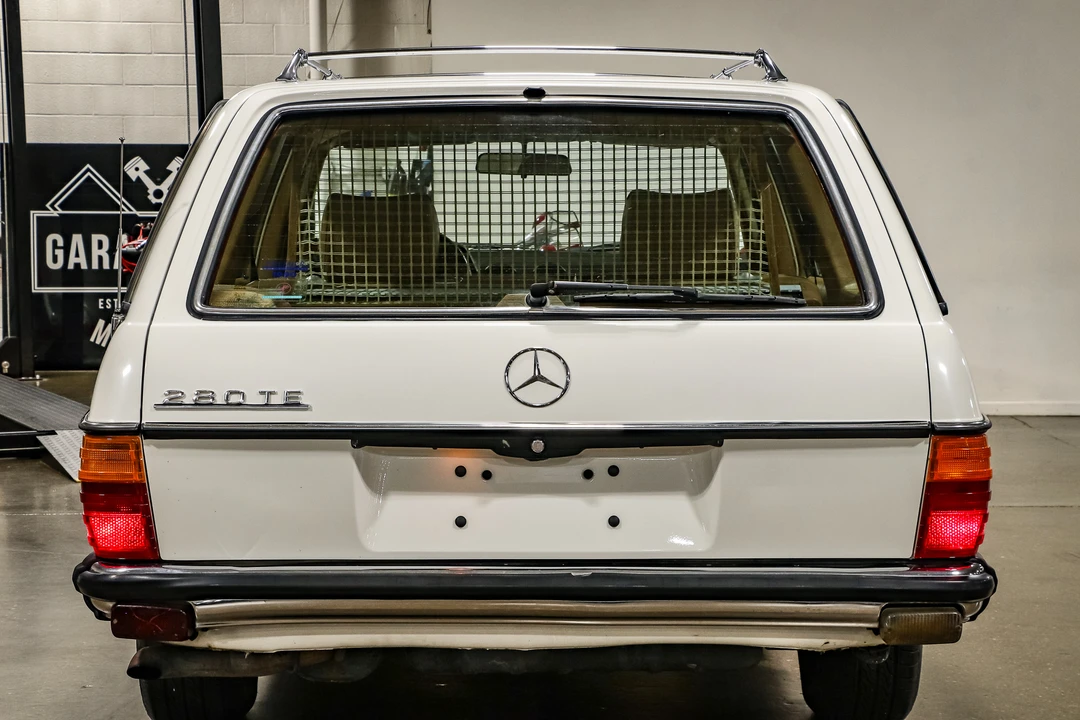 1980 Mercedes-Benz W123 Wagon (S123) - Image 17 of 31