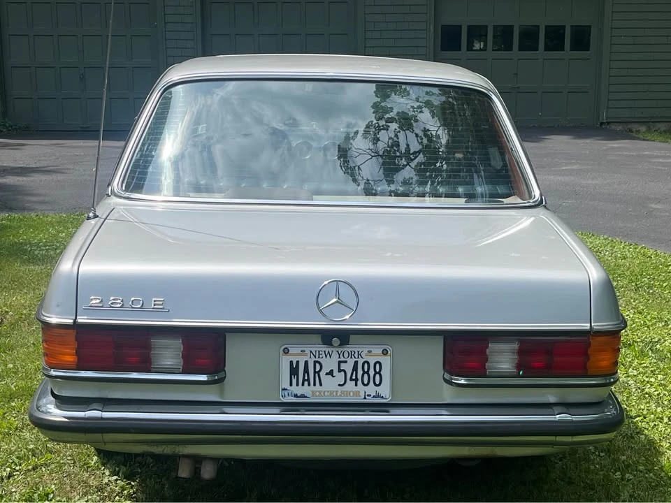 1980 Mercedes-Benz E-Class - Image 4 of 16
