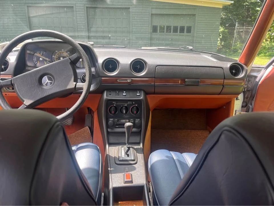 1980 Mercedes-Benz E-Class - Image 12 of 16