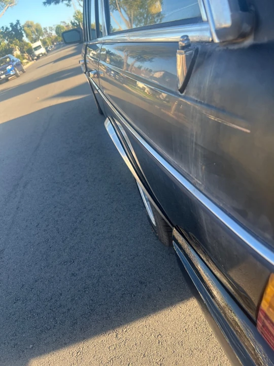 1980 Mercedes-Benz W123 Sedan - Image 3 of 17