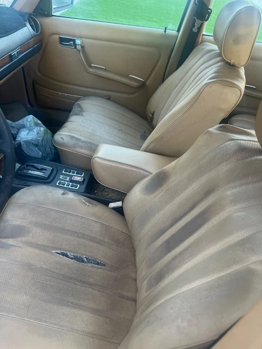 1980 Mercedes-Benz W123 Sedan - Image 13 of 17