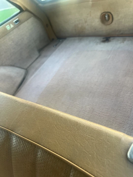 1980 Mercedes-Benz W123 Sedan - Image 10 of 17