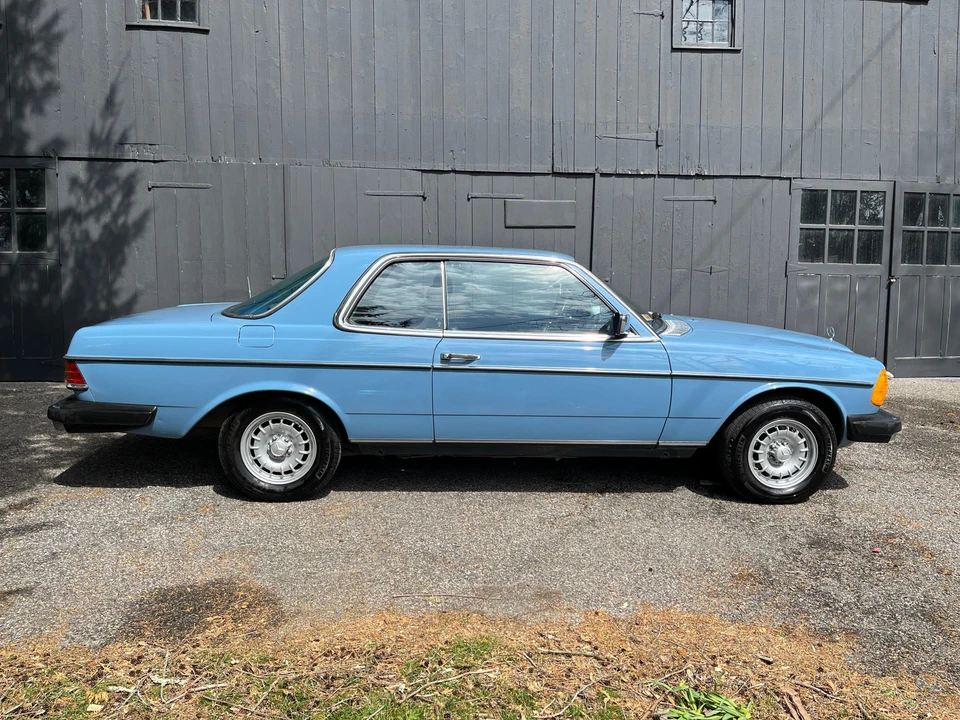 1980 Mercedes-Benz E-Class - Image 12 of 31