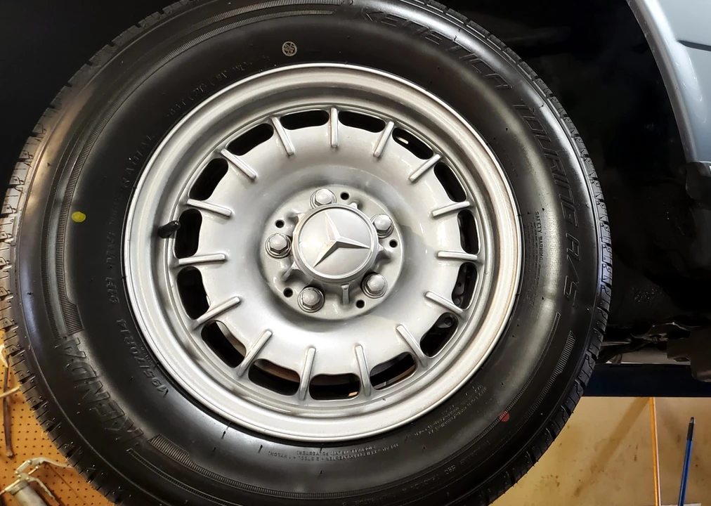 1980 Mercedes-Benz W123 Coupe (C123) - Image 28 of 31