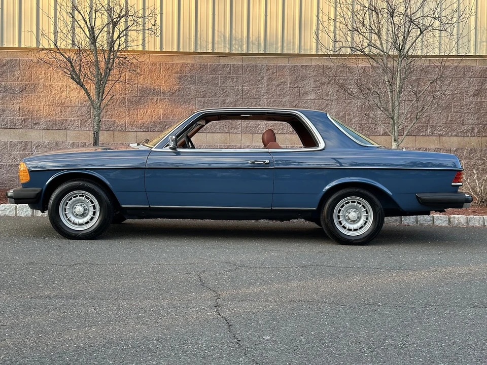 1980 Mercedes-Benz W123 Coupe (C123) - Image 13 of 31
