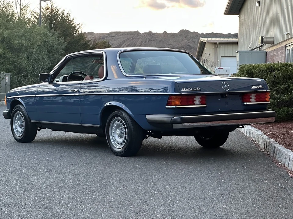 1980 Mercedes-Benz W123 Coupe (C123) - Image 11 of 31