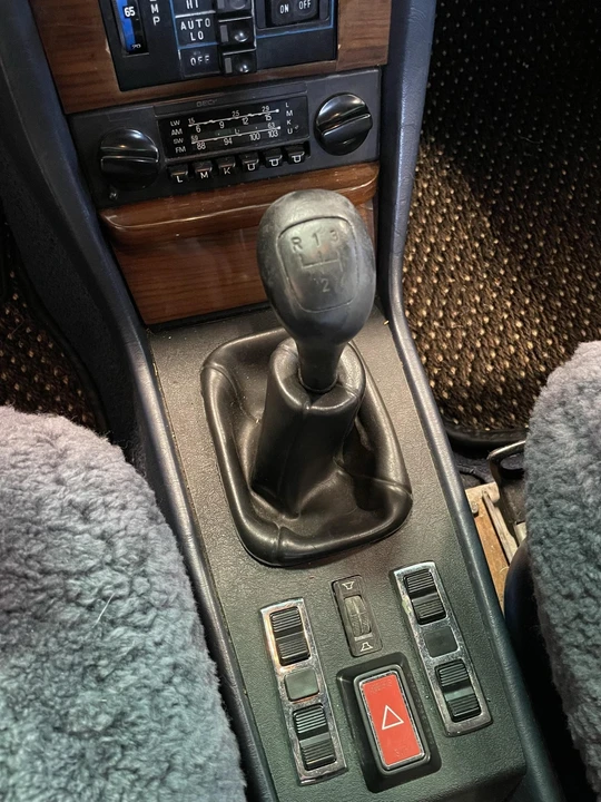 1980 Mercedes-Benz W123 Sedan - Image 28 of 31
