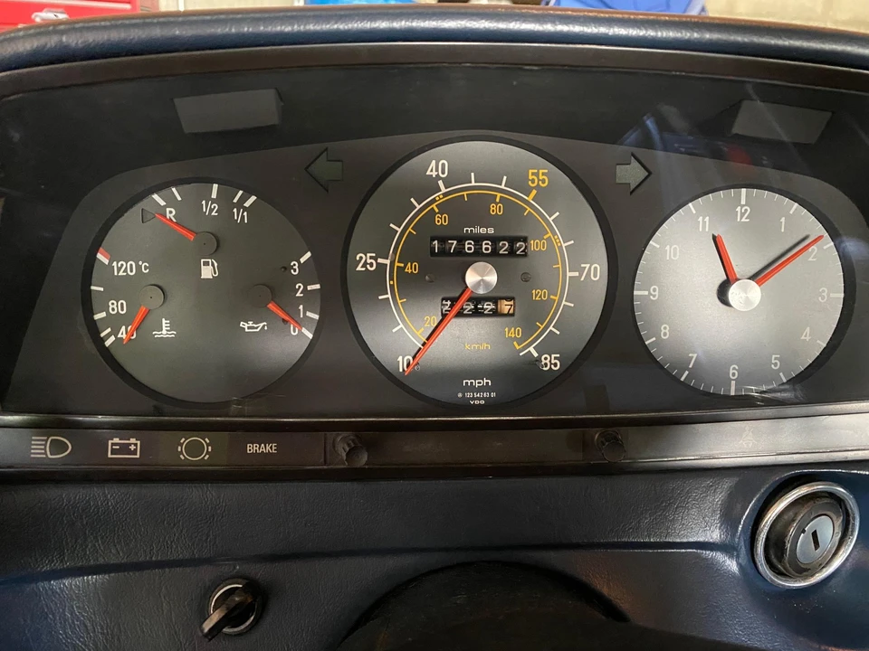1980 Mercedes-Benz W123 Sedan - Image 26 of 31