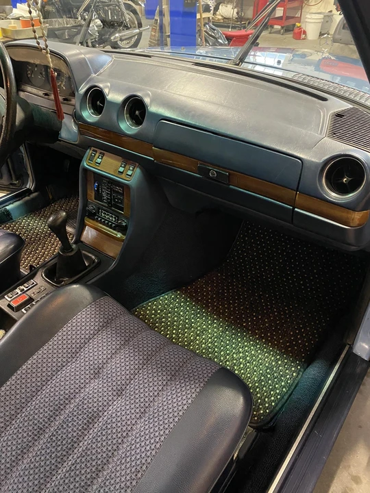 1980 Mercedes-Benz W123 Sedan - Image 20 of 31